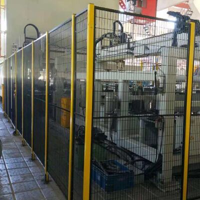 Galvanized Welded Wire Machine Guard Fence 2/2.5/3m Height