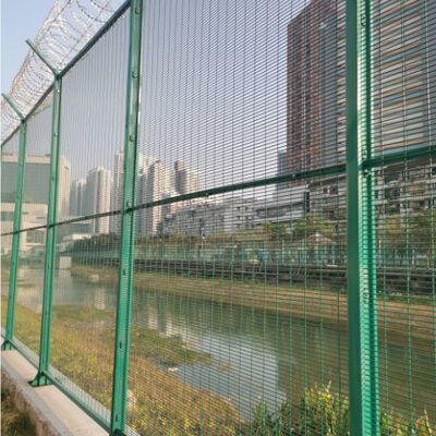 Powder Coated 358 Anti Climb Fence Green Color