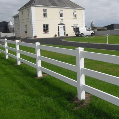 Height 1.2m 1.5m Ranch Style Vinyl Fencing 3 Rails Horse Farm Fence