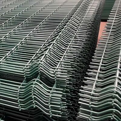 Constructed From Carbon Steel 3D Bending Fence Providing Excellent Protection and Decorative Appeal
