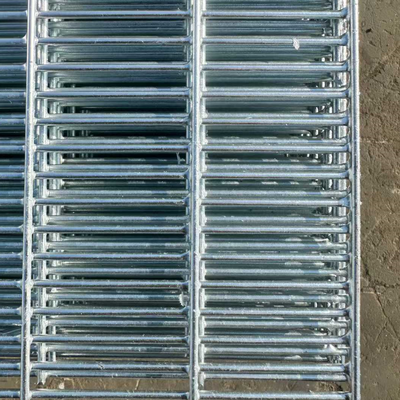 Powder Coated Finish 358 Anti Climb Design for Long Lasting Corrosion Resistance and Security