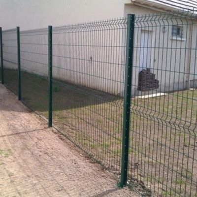 Enhanced Protection 3D Bending Fence Triangle Bending Structure And Powder Coated Finish