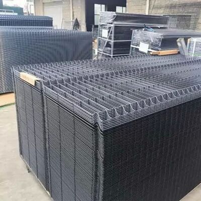 Strong And Durable 3D Bending Fence Made From High Strength Steel Wire With Corrosion Resistant Hot Dip Galvanizing Treatment