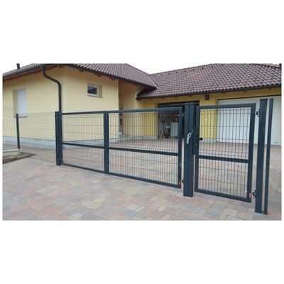 Black Metal 3D Bending Fence Welded Wire Mesh Fence Protection Fence